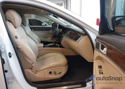 2015 Hyundai Genesis 3.8 z USA, uszkodzony, nr VIN KMHGN4JE3FU036201